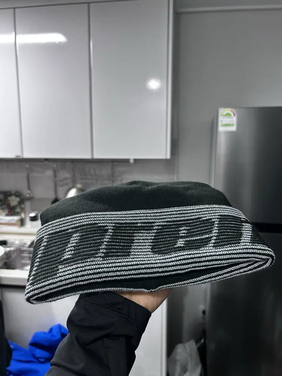 thumbnail-0